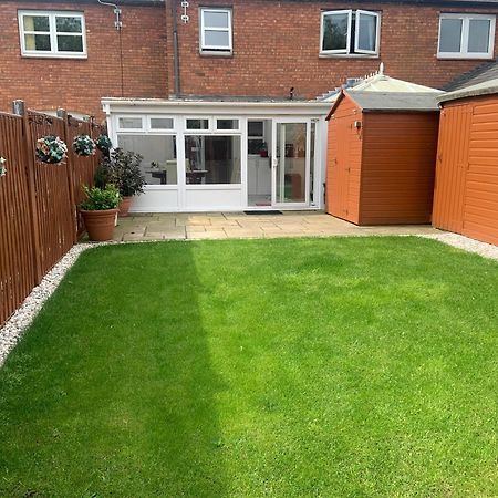 Enjoy Your Stay At Chorley Road Droitwich Exterior foto